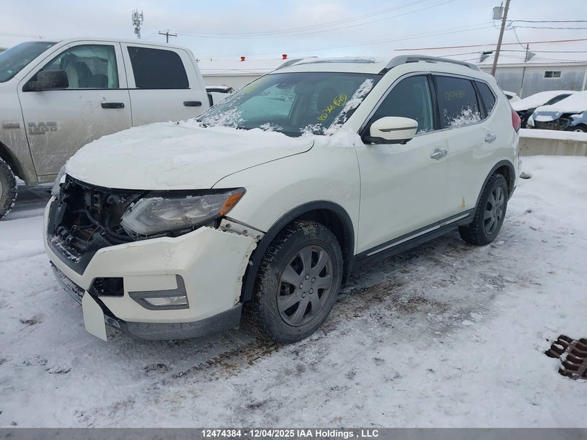 5N1AT2MV6HC823602 2017 NISSAN ROGUE photo no. 2