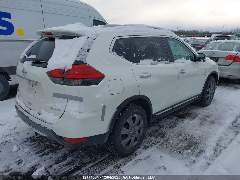 5N1AT2MV6HC823602 2017 NISSAN ROGUE photo no. 4