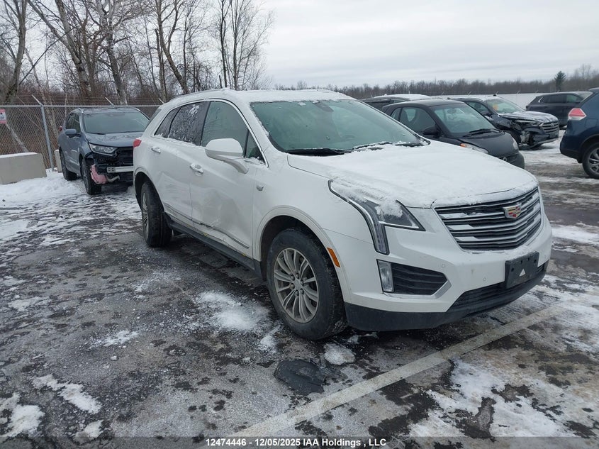 1GYKNDRS6JZ227951 2018 Cadillac Xt5 Luxury auction photo 1