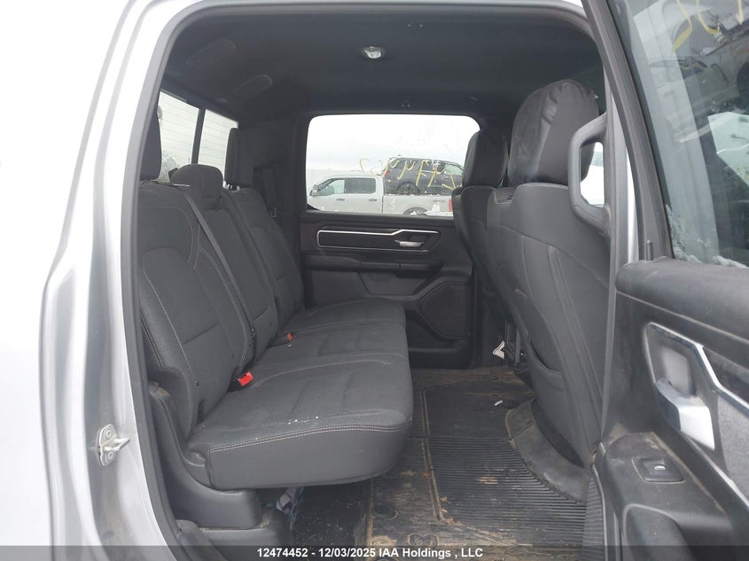 1C6SRFMT6KN528077 2019 RAM 1500 photo no. 8