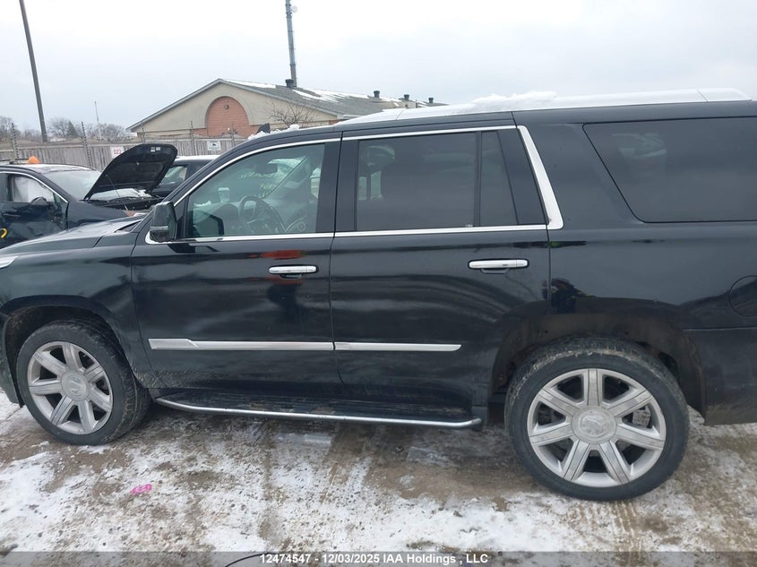 1GYS4BKJXKR220396 2019 CADILLAC ESCALADE photo no. 14