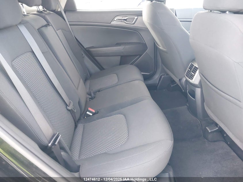 KNDPUCDF5R7280828 2024 KIA SPORTAGE photo no. 8