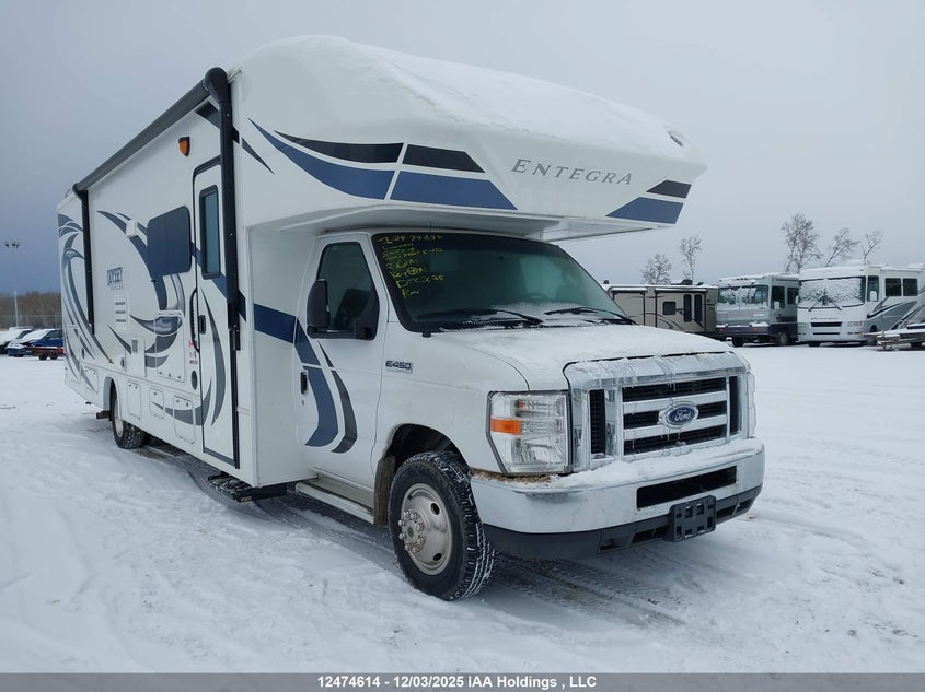 1FDXE4FS0KDC68070 2019 Ford E-450 Cutaway auction photo 1