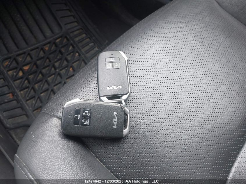 2022 Kia Carnival Sx VIN: KNDNE5H30N6057063 Lot: 12474642