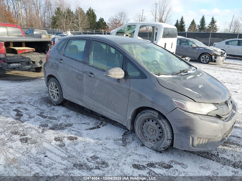 3HGGK5H55FM111690 2015 HONDA FIT photo no. 2