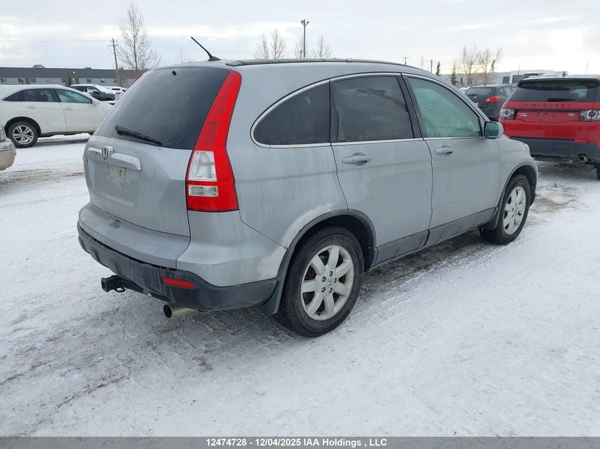 5J6RE48718L813711 2008 HONDA CR-V photo no. 4