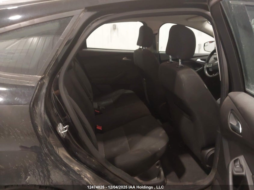 1FADP3KE5GL200460 2016 FORD FOCUS photo no. 8