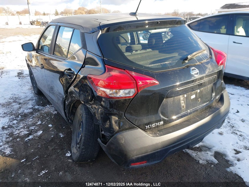 3N1CP5CU3JL522939 2018 NISSAN KICKS photo no. 3