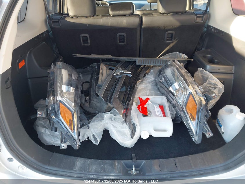 JA4J24A55JZ621483 2018 MITSUBISHI OUTLANDER photo no. 12