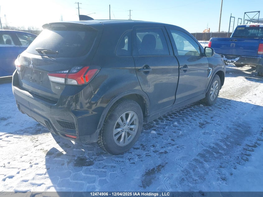 JA4AJVAW8RU608141 2024 MITSUBISHI RVR photo no. 4
