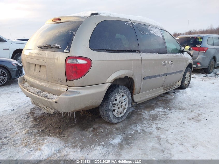 2D4GP44R13R146401 2003 DODGE CARAVAN photo no. 4