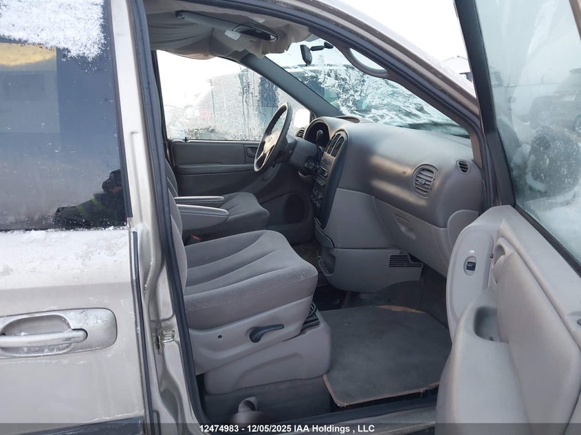 2D4GP44R13R146401 2003 DODGE CARAVAN photo no. 5