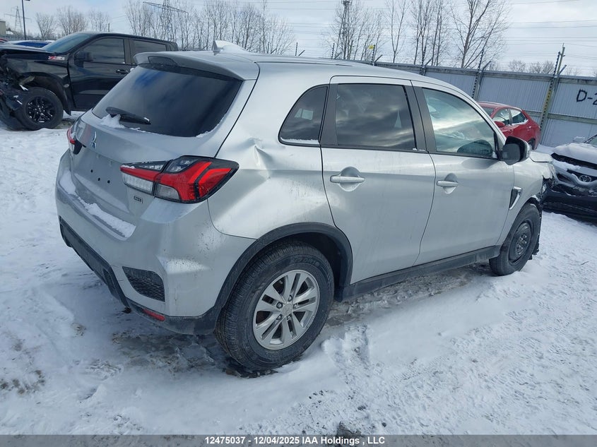 JA4AJVAW1RU606991 2024 MITSUBISHI RVR photo no. 4