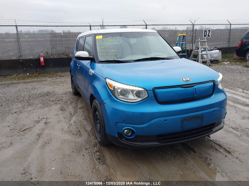 KNDJX3AE4G7011516 KIA SOUL EV Photo 1