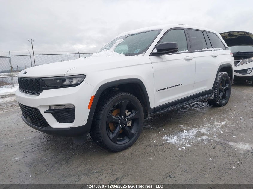 1C4RJHBG7RC205369 2024 JEEP GRAND CHEROKEE photo no. 2