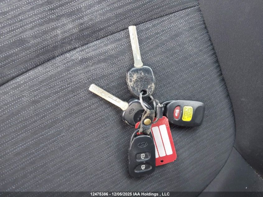 2017 Hyundai Accent Se VIN: KMHCT5AE2HU352637 Lot: 12475386