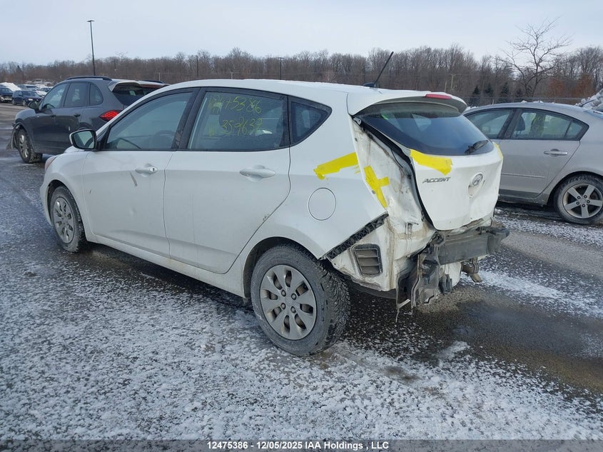 KMHCT5AE2HU352637 2017 HYUNDAI ACCENT photo no. 3
