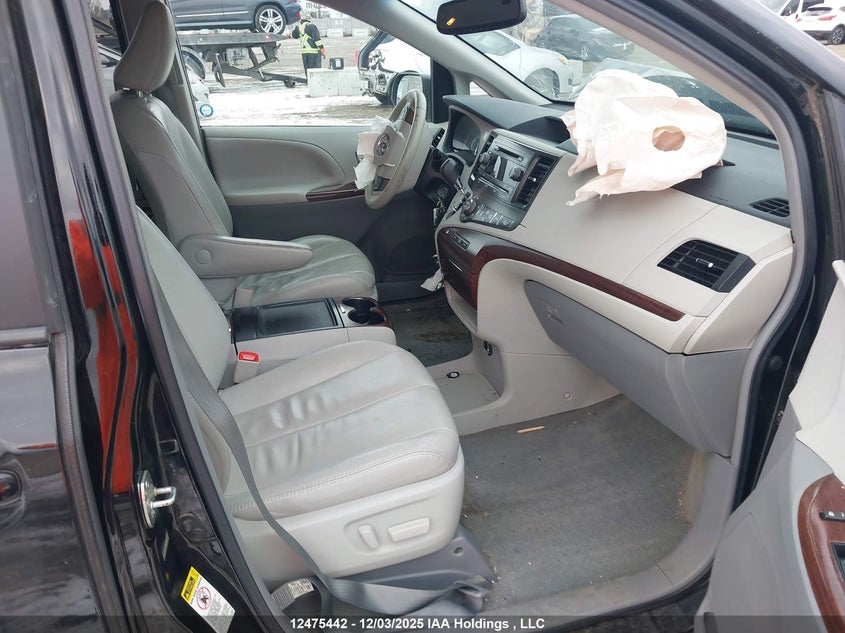 5TDYK3DC1CS190511 2012 TOYOTA SIENNA photo no. 5