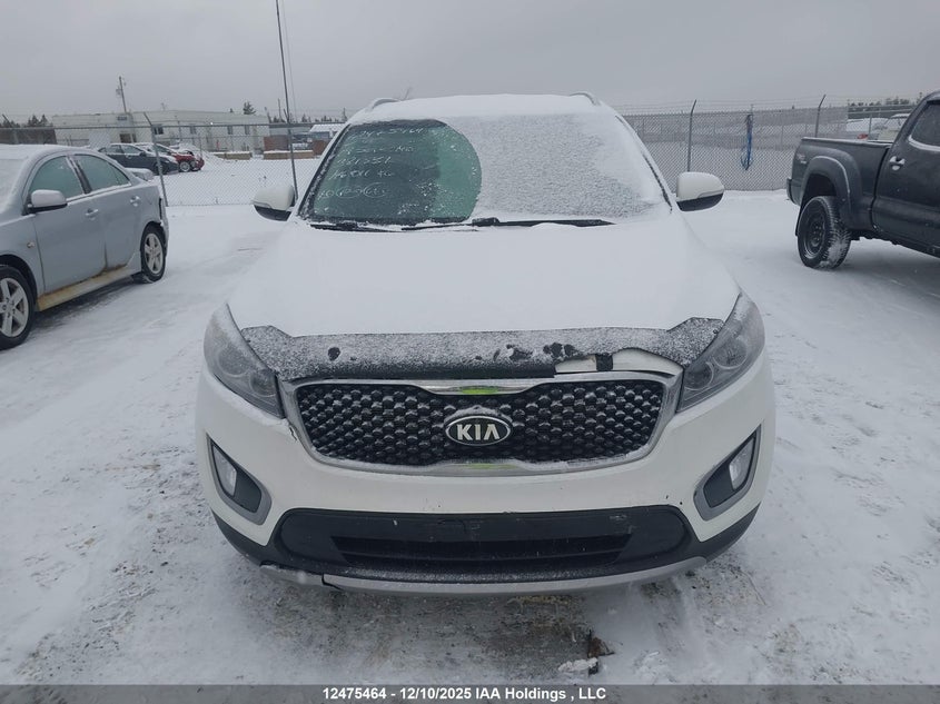 5XYPHDA55JG381557 2018 KIA SORENTO photo no. 13