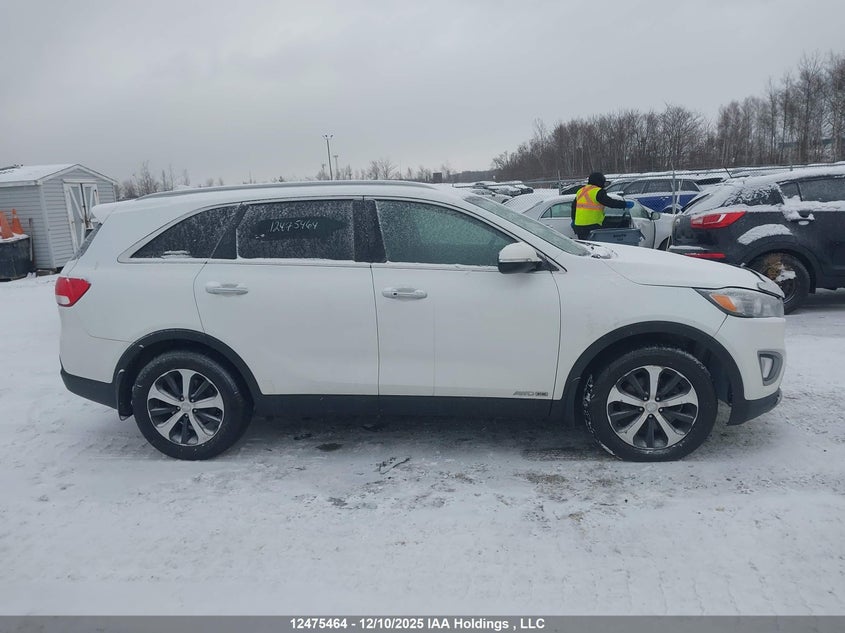 5XYPHDA55JG381557 2018 KIA SORENTO photo no. 14