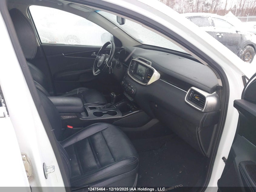 5XYPHDA55JG381557 2018 KIA SORENTO photo no. 5