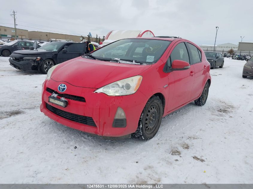JTDKDTB31D1549339 2013 TOYOTA PRIUS C photo no. 2