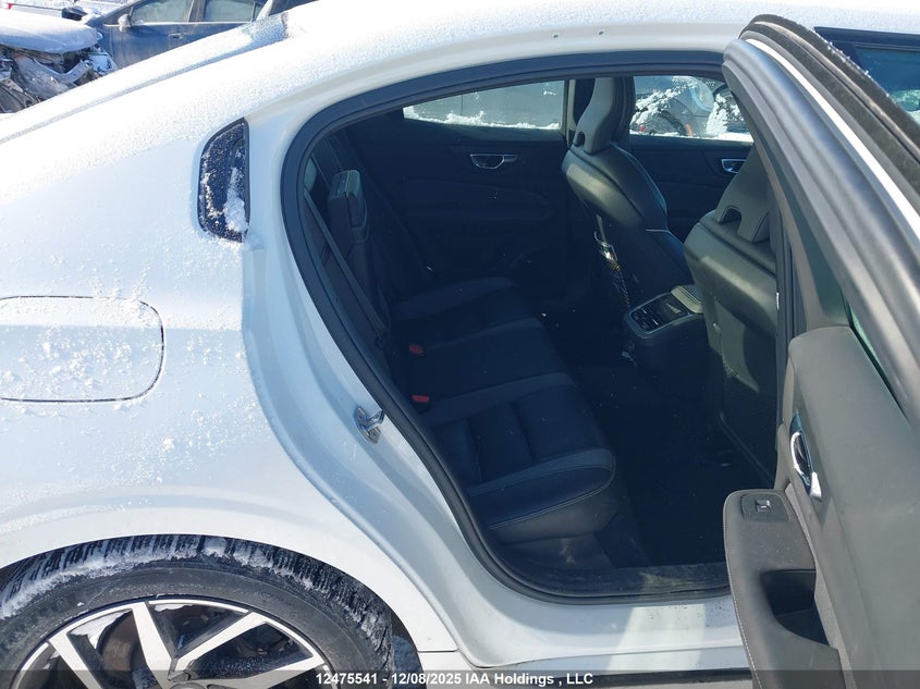 2021 Volvo S60 T5 R-Design VIN: 7JR102TM6MG118812 Lot: 12475541