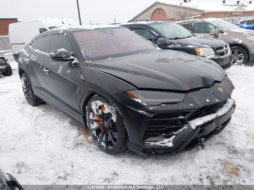 LAMBORGHINI URUS