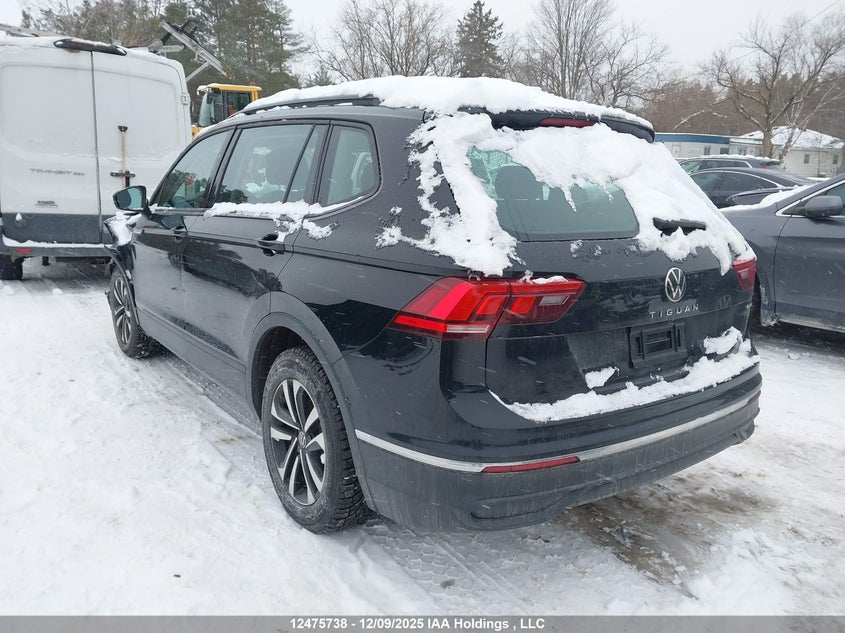 3VV0B7AX2NM061175 2022 VOLKSWAGEN TIGUAN photo no. 3