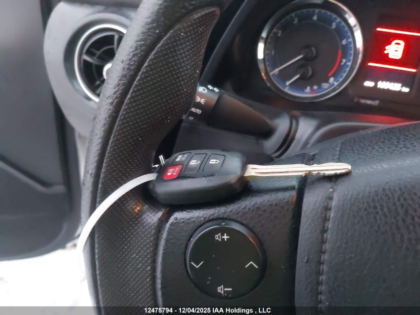 2019 Toyota Corolla VIN: 2T1BURHE3KC215673 Lot: 12475794