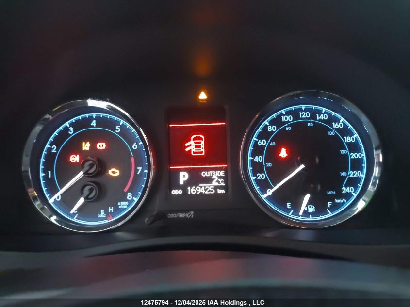 2019 Toyota Corolla VIN: 2T1BURHE3KC215673 Lot: 12475794