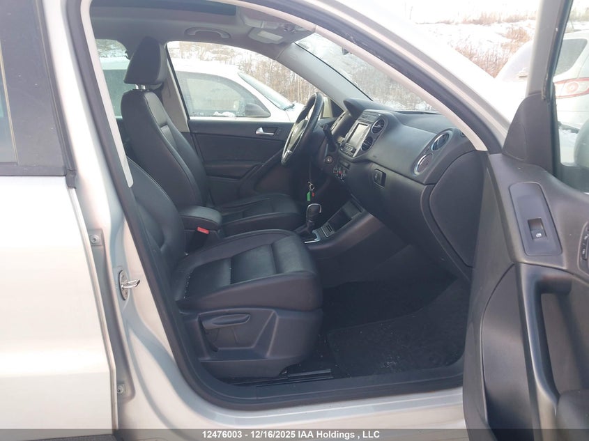 WVGJV3AX8EW517663 2014 VOLKSWAGEN TIGUAN photo no. 5