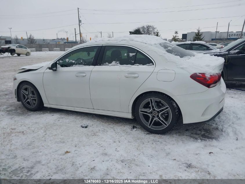 2019 Mercedes-Benz A 220 4Matic VIN: WDD3G4FBXKW001140 Lot: 12476083