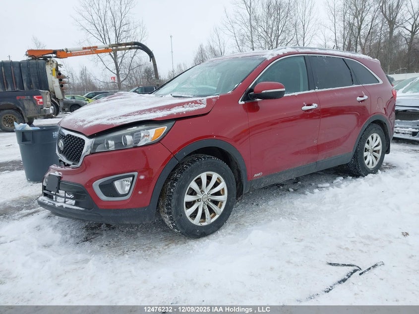 5XYPGDA18GG088261 2016 KIA SORENTO photo no. 2