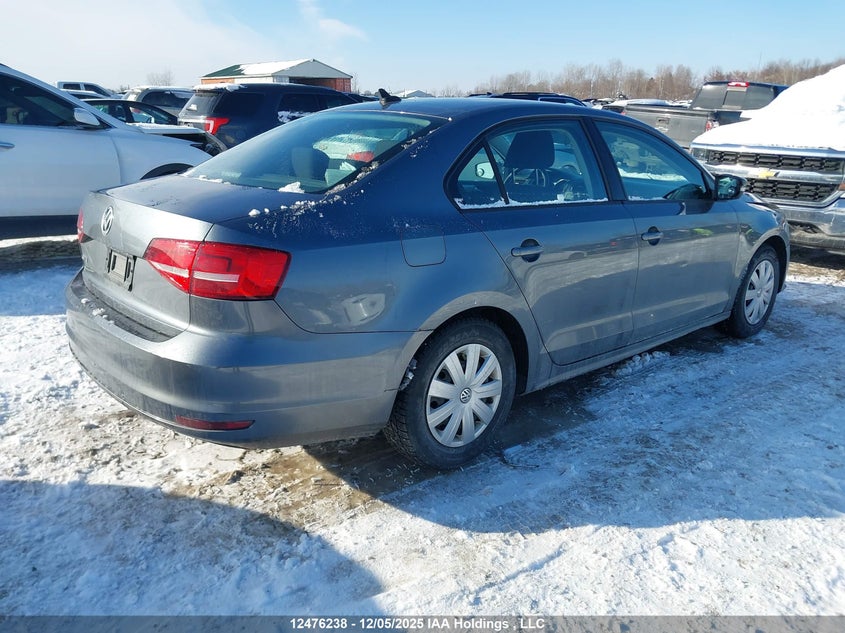 3VW2K7AJ2FM201985 2015 VOLKSWAGEN JETTA photo no. 4