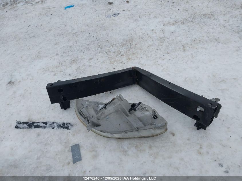 2004 Toyota Corolla Ce/Le/Sport VIN: 2T1BR32E54C833880 Lot: 12476240