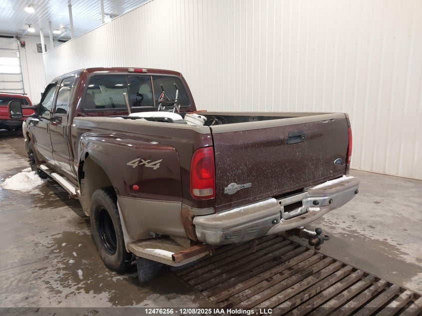 1FTWW33PX3EC19283 2003 FORD F350 photo no. 3