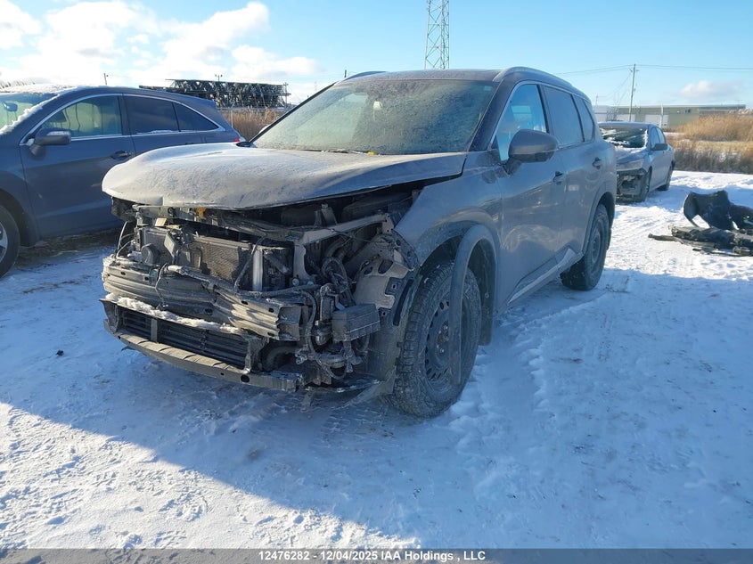 JN8BT3CB9PW202135 2023 NISSAN ROGUE photo no. 2
