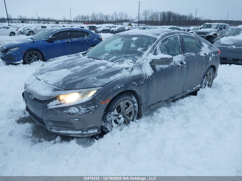 2HGFC2E51JH024825 2018 HONDA CIVIC photo no. 2