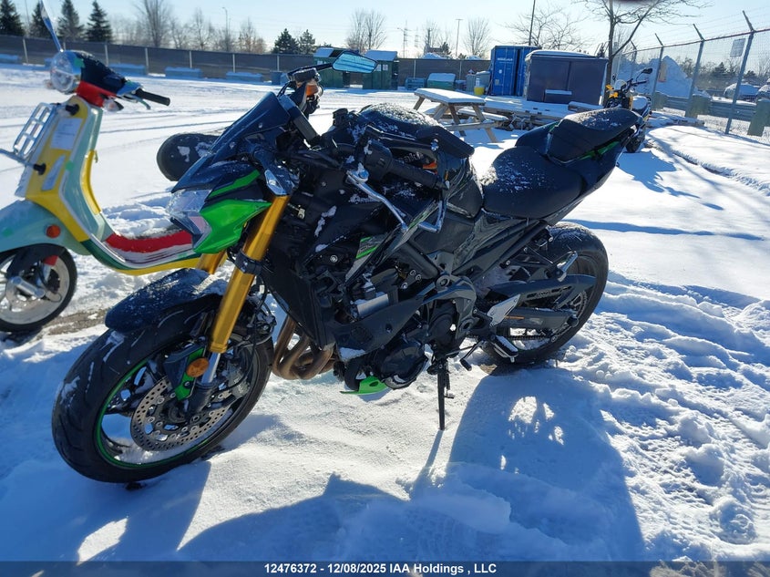 ML5ZRDM1XPDA61895 2023 KAWASAKI ZR photo no. 2