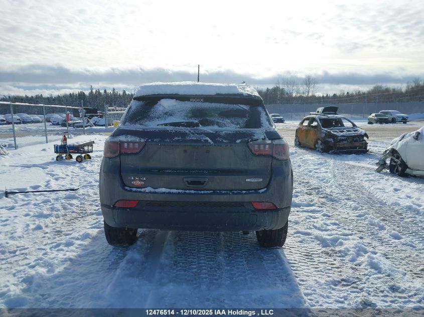 2018 Jeep Compass Latitude VIN: 3C4NJDBB1JT417379 Lot: 12476514