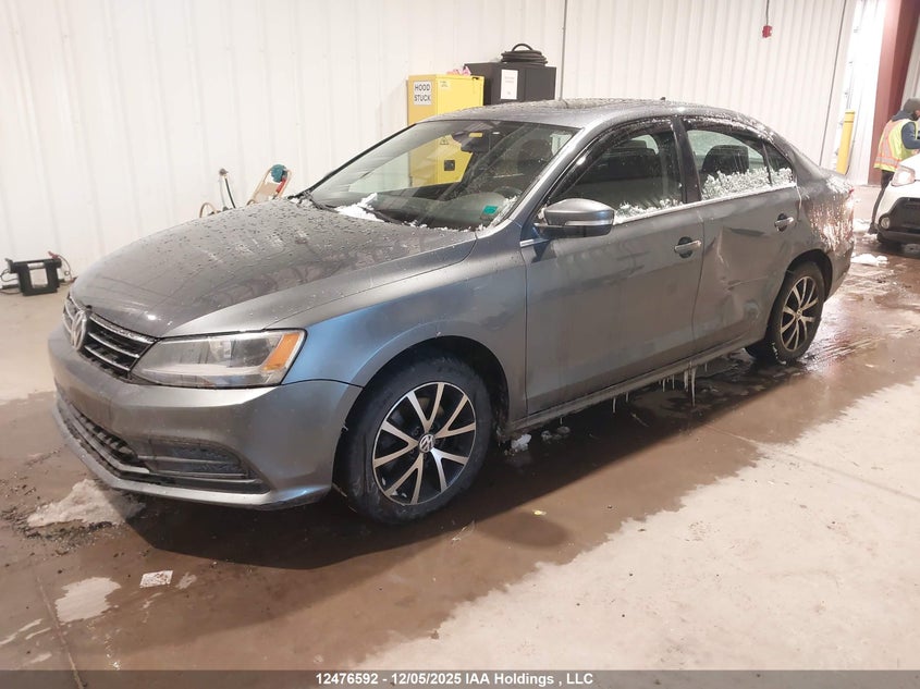 3VWD67AJ6GM327359 2016 VOLKSWAGEN JETTA photo no. 2