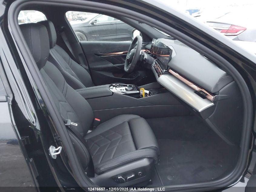 2026 BMW 530I xDrive VIN: WBA53FJ09TCW69219 Lot: 12476657