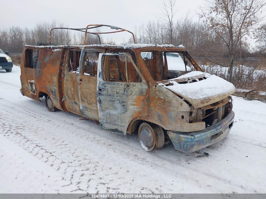 2B6KB31Y9VK562532 DODGE RAM VAN Photo 1