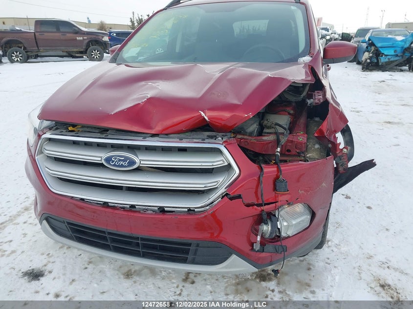 2018 Ford Escape Se VIN: 1FMCU9GD5JUC82608 Lot: 12472658X