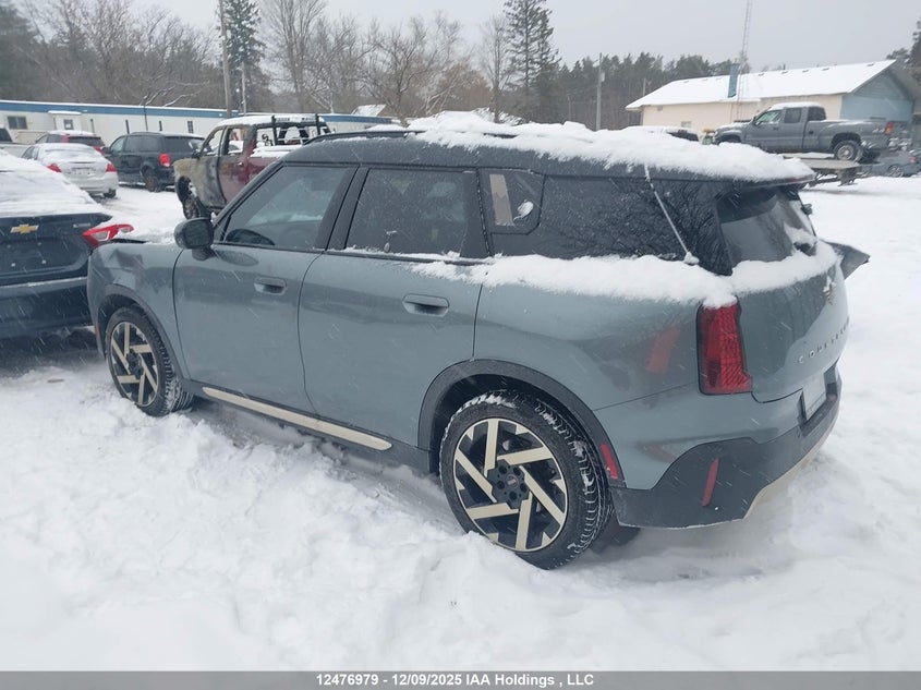 WMZ23GA00S7R70562 2025 MINI COUNTRYMAN photo no. 3