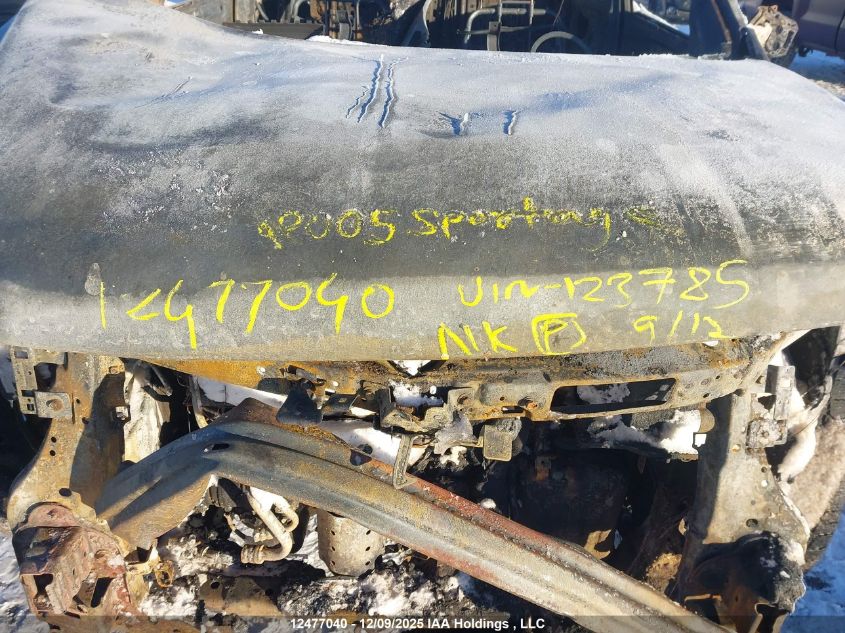 2005 Kia Sportage Ex-Luxury/Lx-V6 VIN: KNDJE723057123785 Lot: 12477040