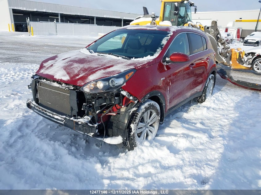 KNDPMCAC4J7391790 2018 KIA SPORTAGE photo no. 2
