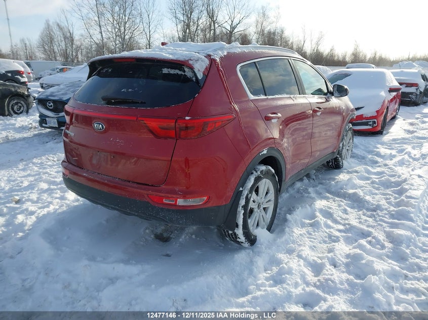 KNDPMCAC4J7391790 2018 KIA SPORTAGE photo no. 4