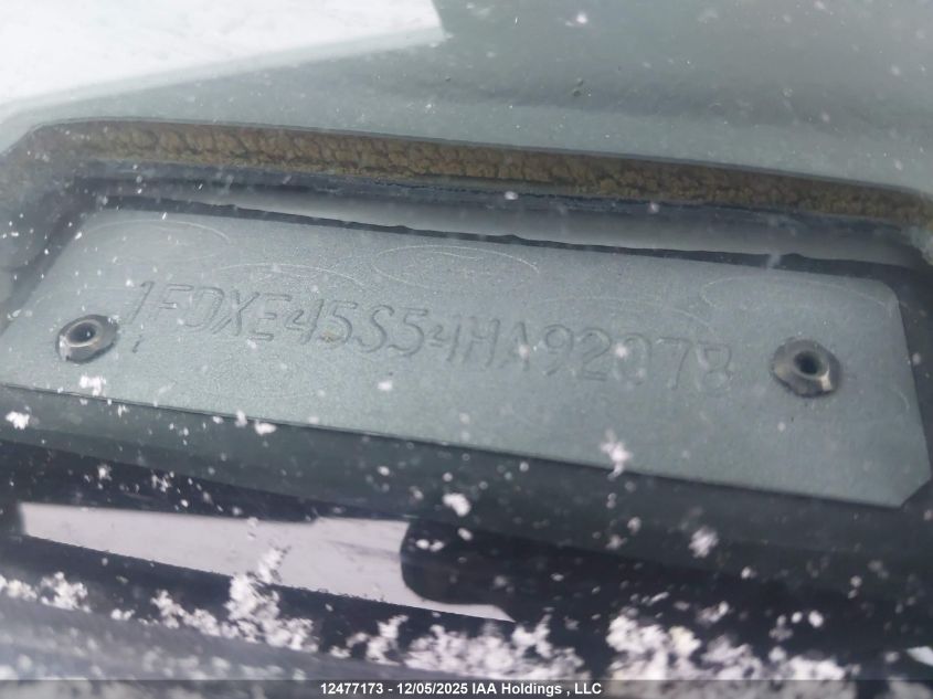 2004 Ford Econoline E450 Super Duty Cutwy Van VIN: 1FDXE45S54HA92078 Lot: 12477173